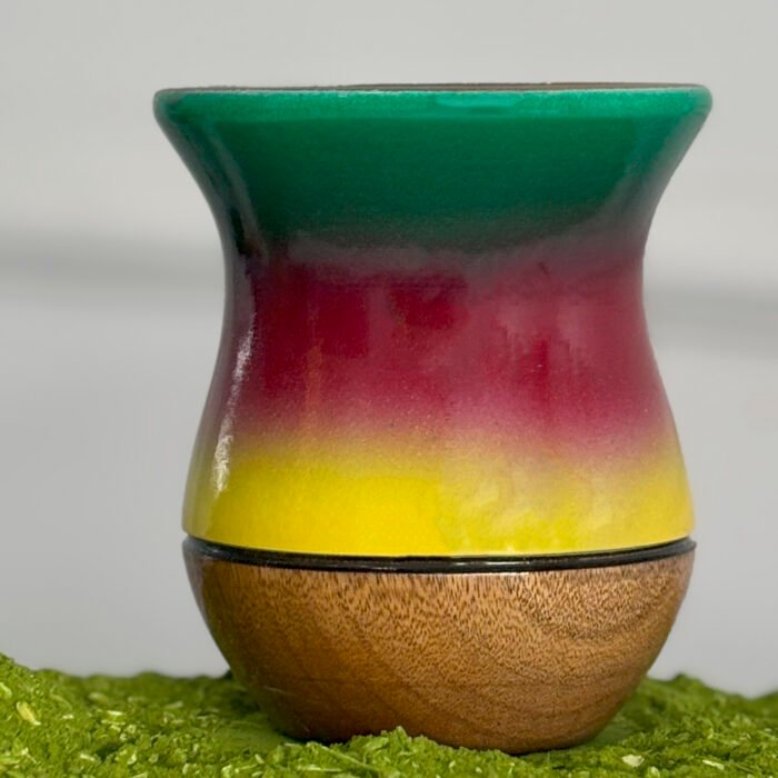 Cuia de madeira cores do Rio Grande do Sul